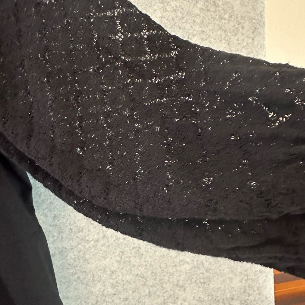 GAP Black Ruffle V-Neck Casual Dress - Picture 4 of 8